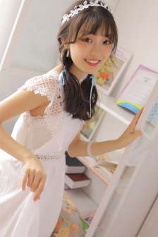 日本动漫美女比基尼